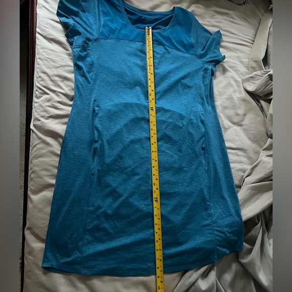 Columbia Woman’s Place To Place  Dress in Dark Pool.Light Jersey knit  Size XL - Picture 6 of 7